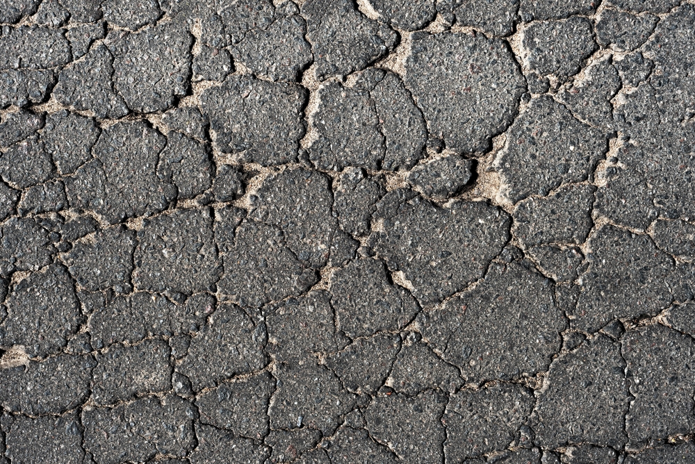 asphalt crack repair