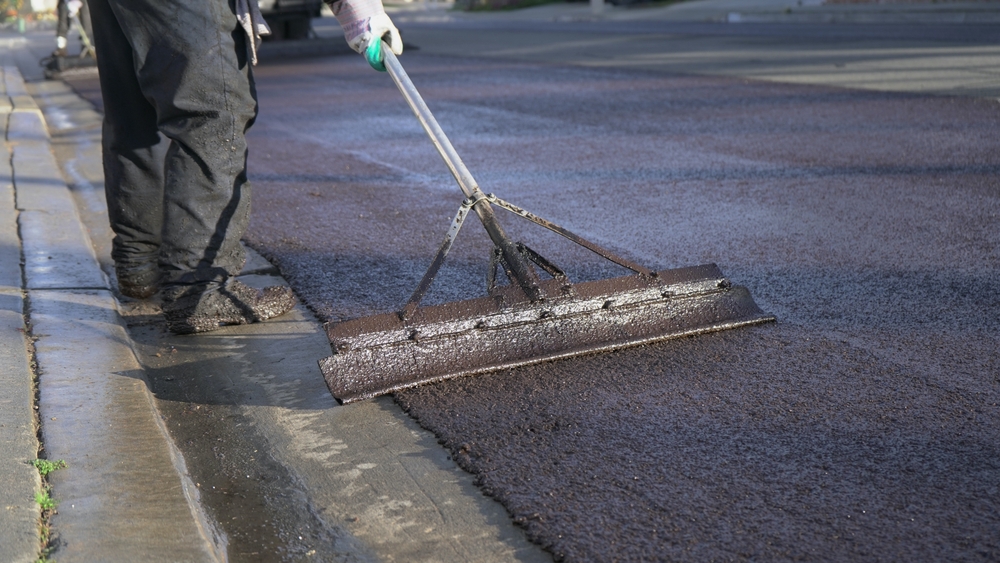 residential asphalt paving in Bristol, TN