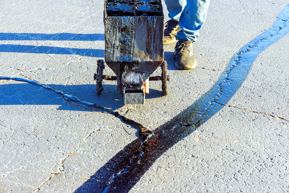 asphalt crack repair in Erwin, TN